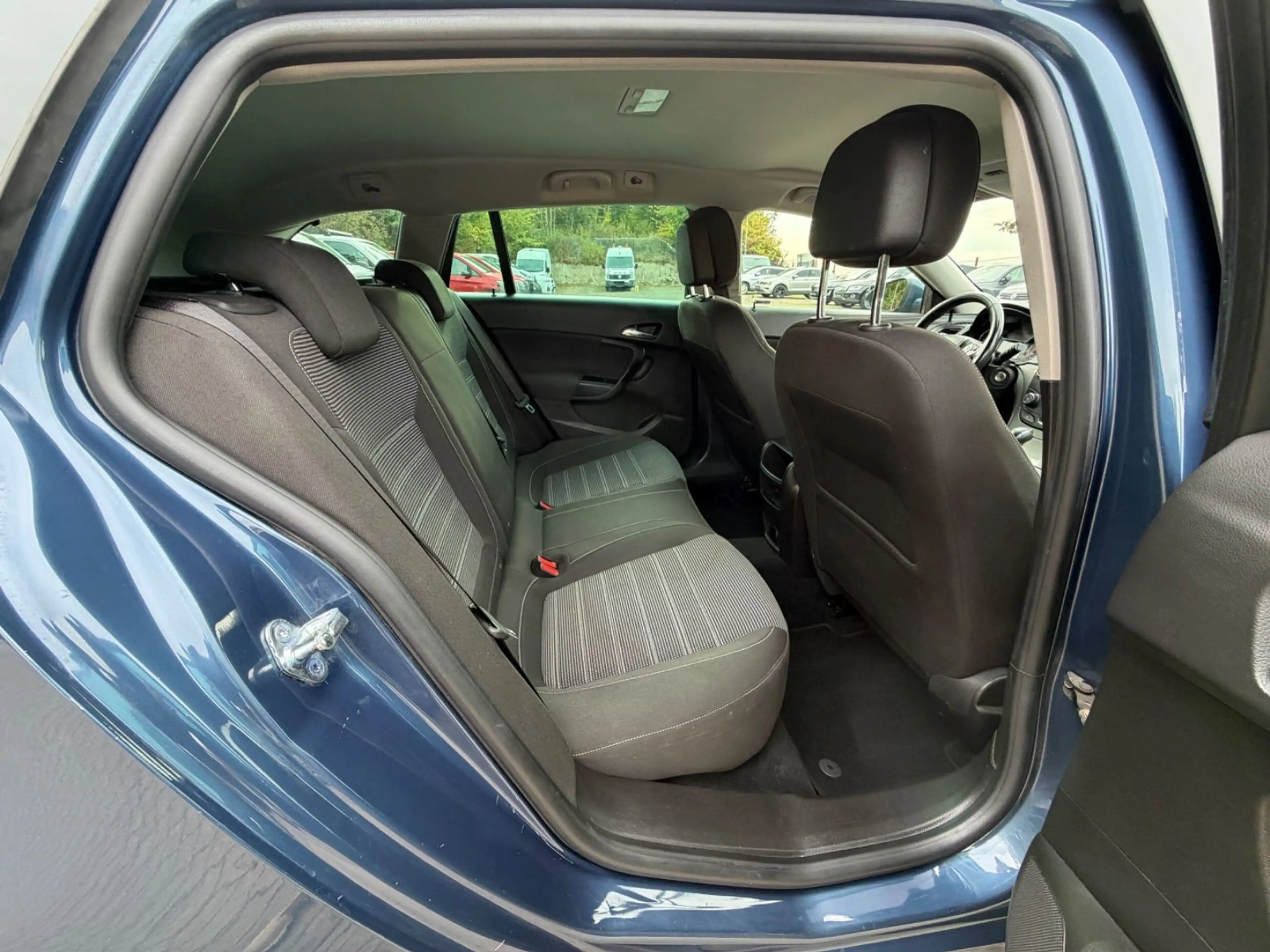 Opel Insignia 1.6 CDTI Automatik *NAVI *XENON *AHK — photo 15