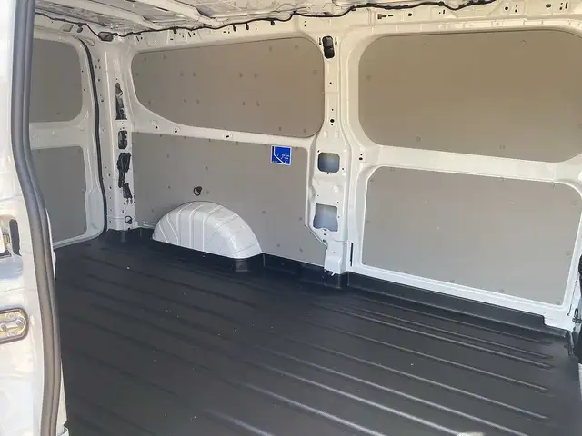 Ford Transit Custom view 5