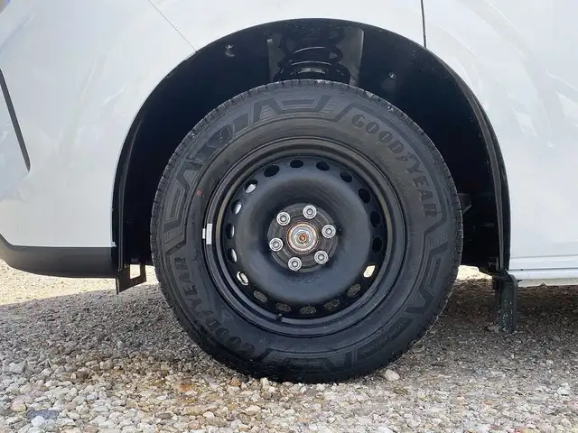 Ford Transit Custom view 9