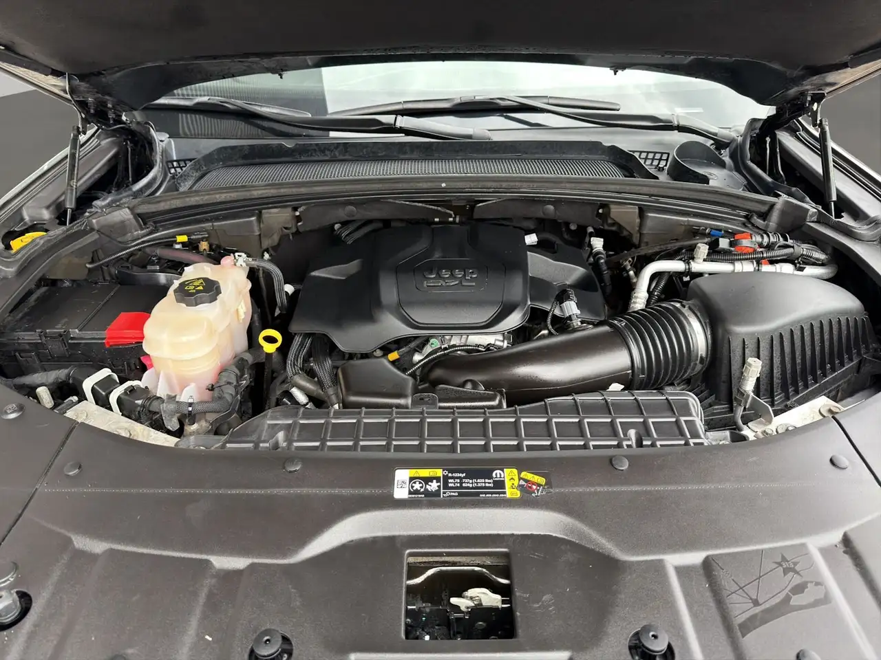 Jeep Grand Cherokee снимка Jeep Grand Cherokee