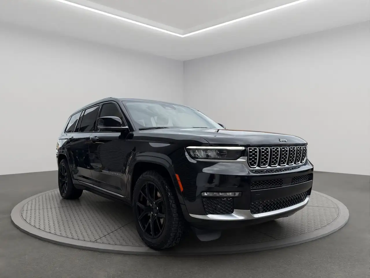 Jeep Grand Cherokee снимка Jeep Grand Cherokee