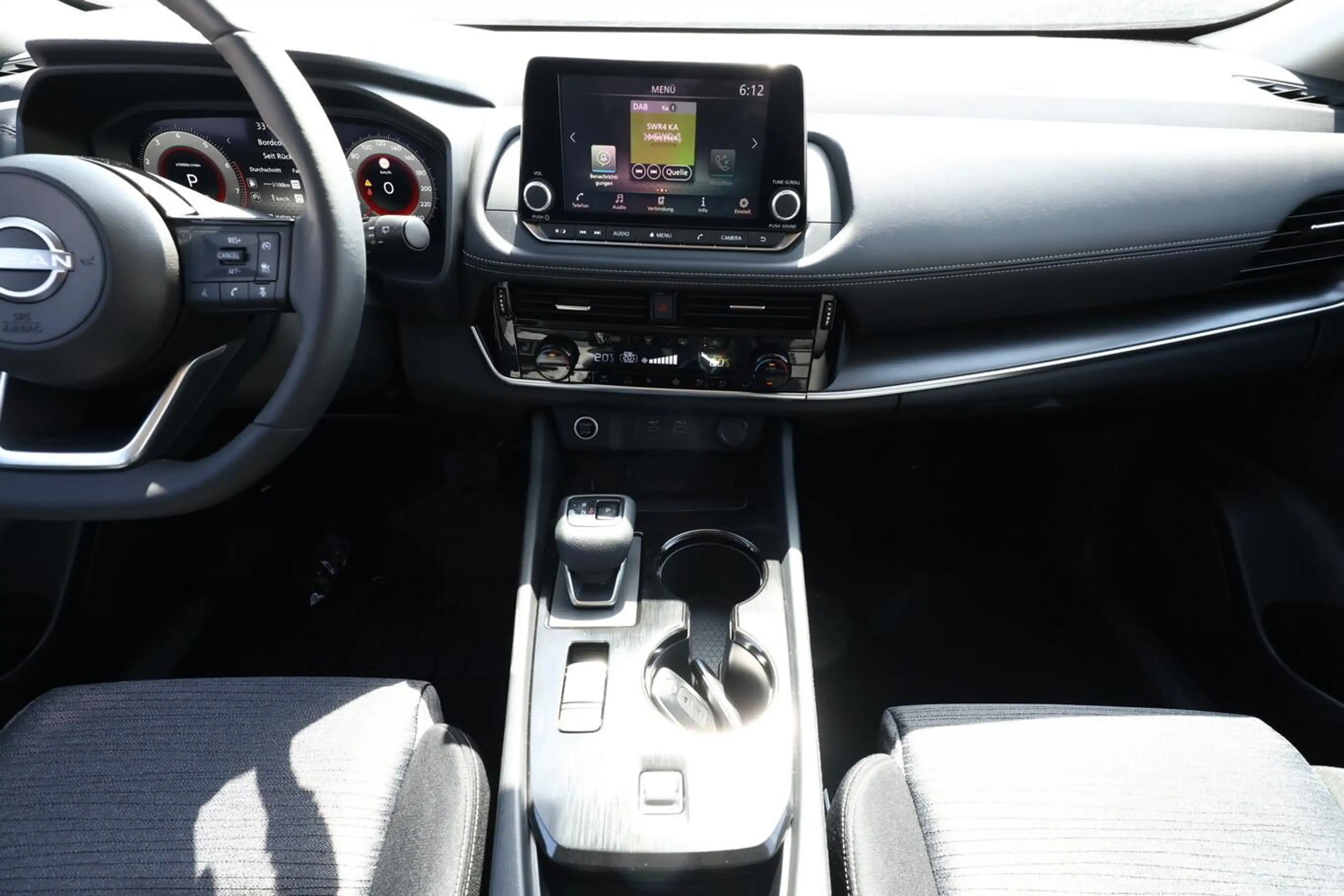 Nissan X-Trail Acenta 4xSHZ Keyl Kam ACC CarPlay LED 120 kW (1... — photo 8
