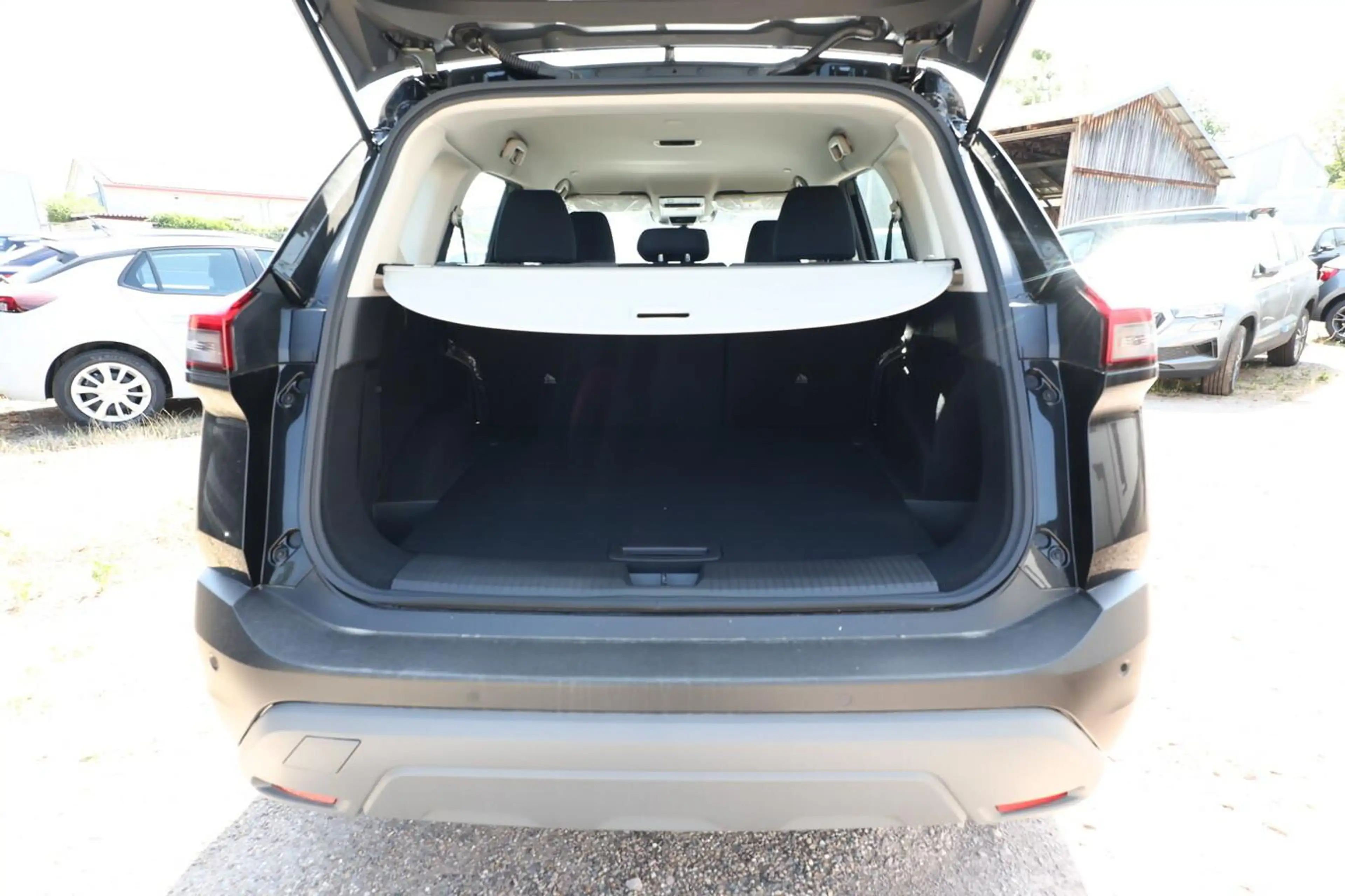 Nissan X-Trail Acenta 4xSHZ Keyl Kam ACC CarPlay LED 120 kW (1... — photo 11