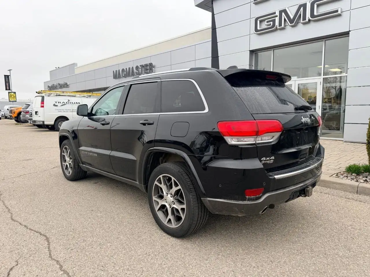 Jeep Grand Cherokee снимка Jeep Grand Cherokee