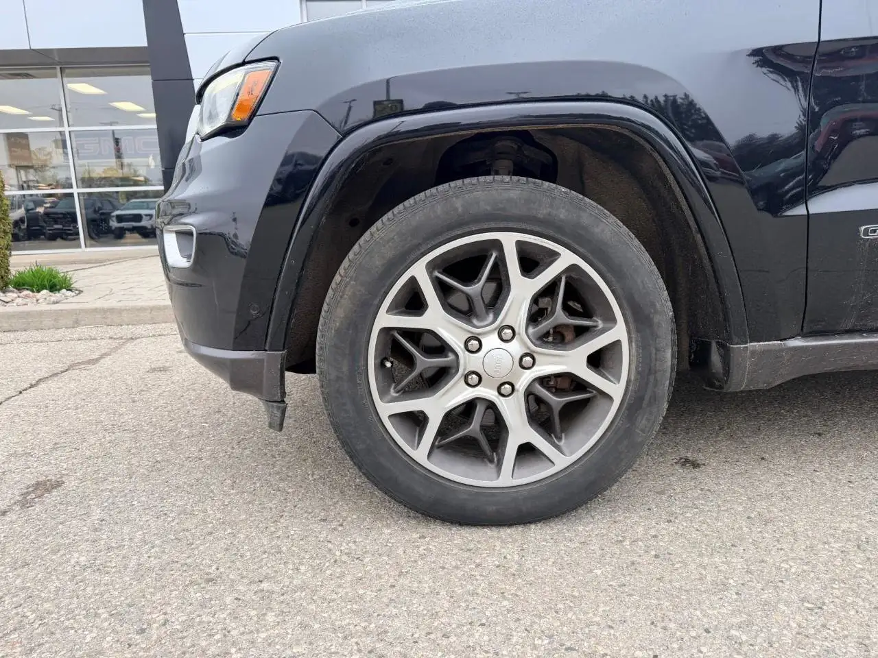 Jeep Grand Cherokee снимка Jeep Grand Cherokee