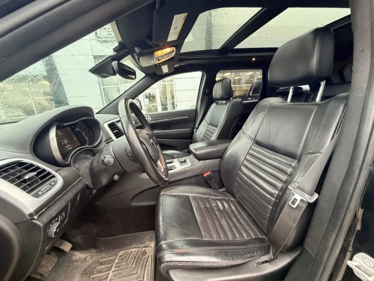 Jeep Grand Cherokee снимка Jeep Grand Cherokee