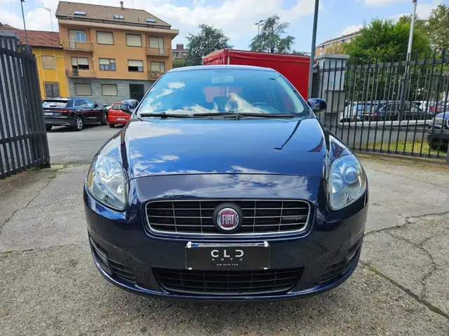 Fiat Croma view 2