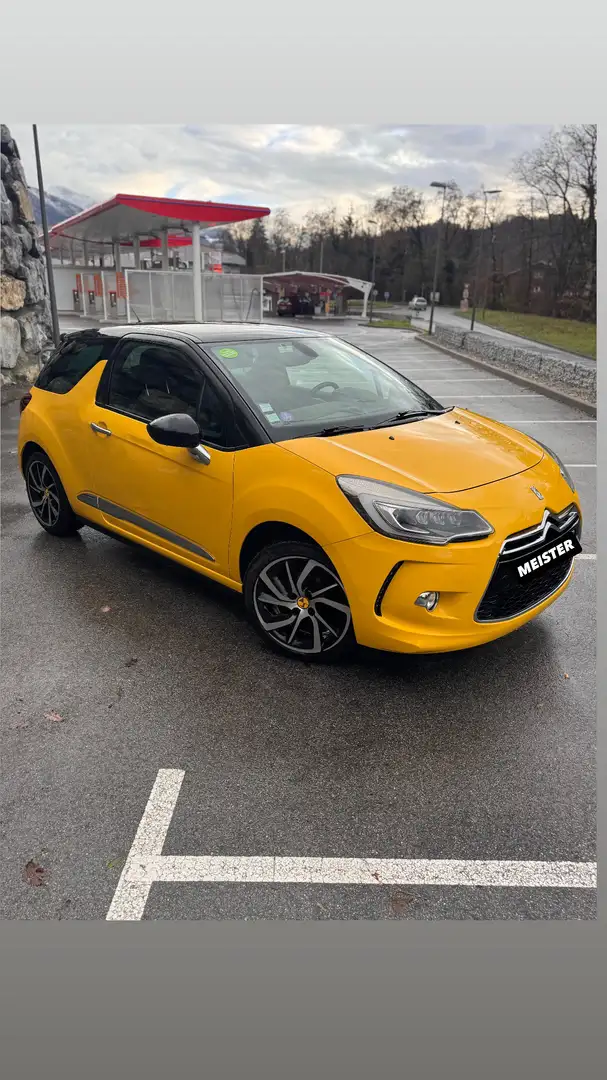 Citroen DS3 PureTech 110 S&S Ultra Prestige - 1
