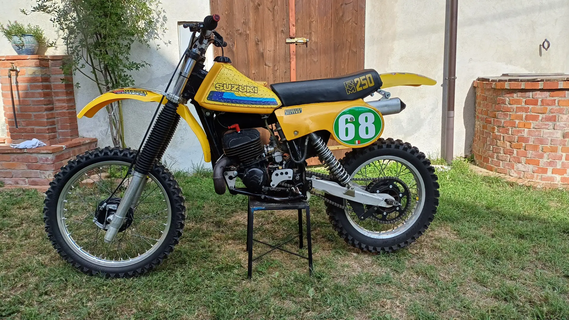 Suzuki RM 250 Motocross , uso pista Żółty - 1
