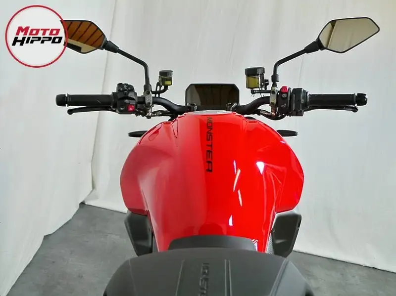 Ducati MONSTER V2 - foto 8