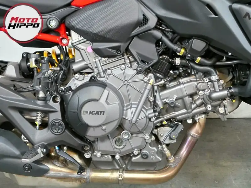 Ducati MONSTER V2 - foto 5