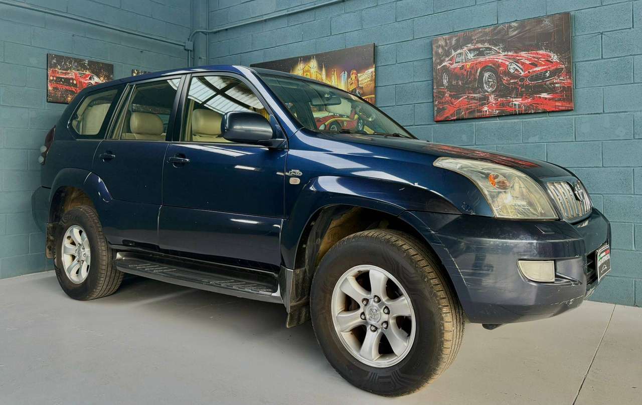 Toyota Land Cruiser AGOSTO APERTI GANCIOTRAINO 3.0CC 163CV 8POSTI 5PORTE