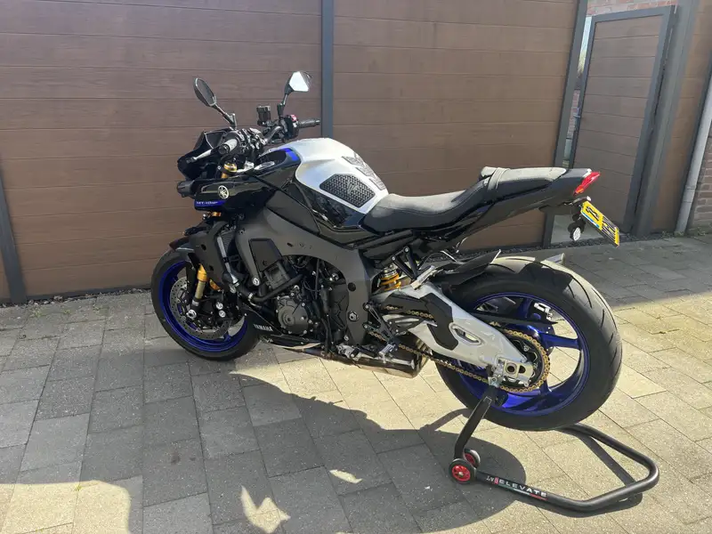 Yamaha MT-10 - foto 8