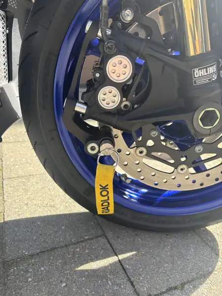 Yamaha MT-10 - foto 4