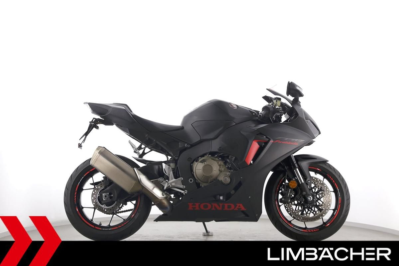 Honda CBR 1000 RR FIREBLADE - HECKUMBAU, EXTRAS — photo 10