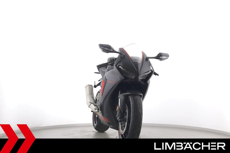 Honda CBR 1000 RR FIREBLADE - HECKUMBAU, EXTRAS — photo 11