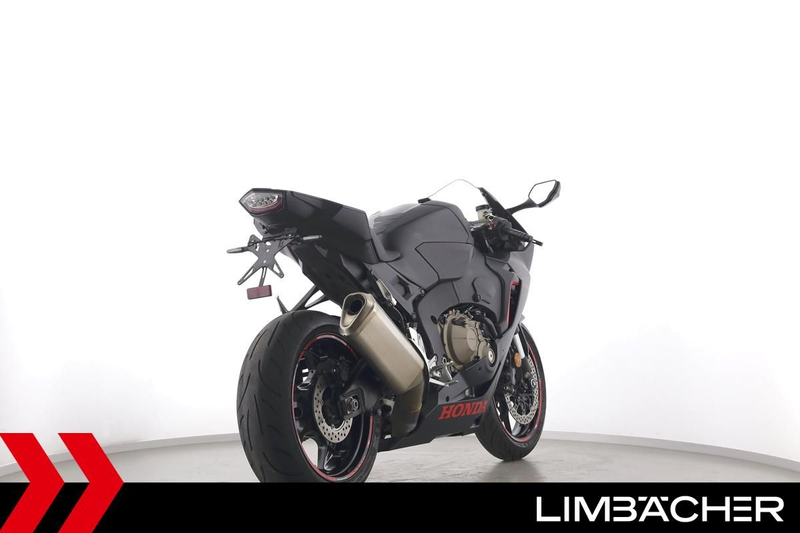 Honda CBR 1000 RR FIREBLADE - HECKUMBAU, EXTRAS — photo 8