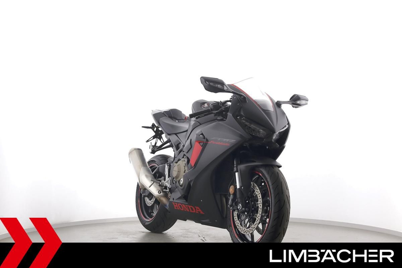 Honda CBR 1000 RR FIREBLADE - HECKUMBAU, EXTRAS — photo 2