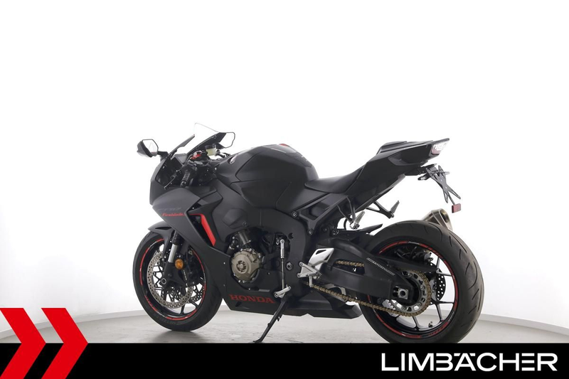 Honda CBR 1000 RR FIREBLADE - HECKUMBAU, EXTRAS — photo 6
