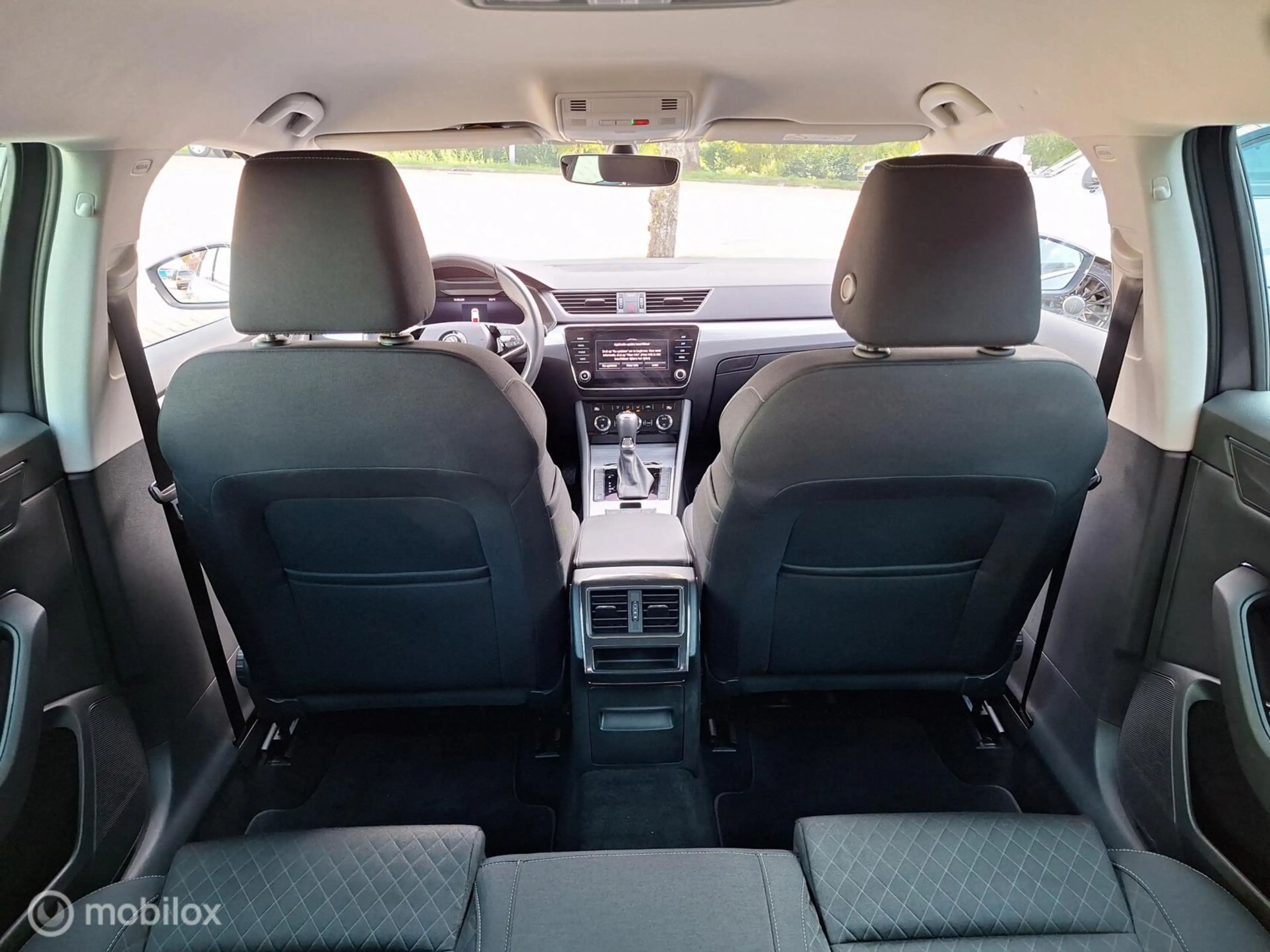 Skoda Superb COMBI 1.5 TSI ACT BUSINESS EDITION AUTOMAAT — photo 11