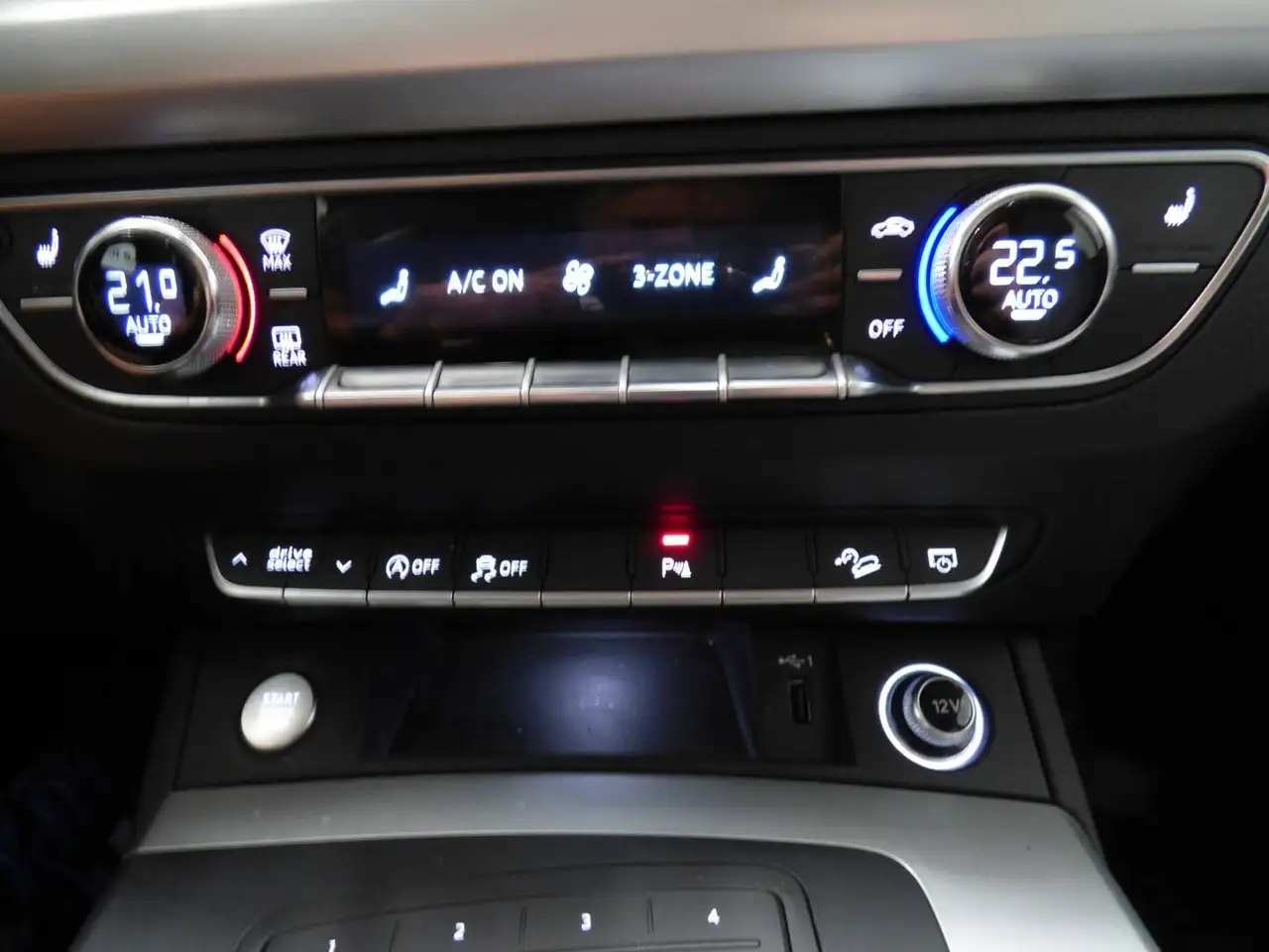Audi Q5 снимка Audi Q5