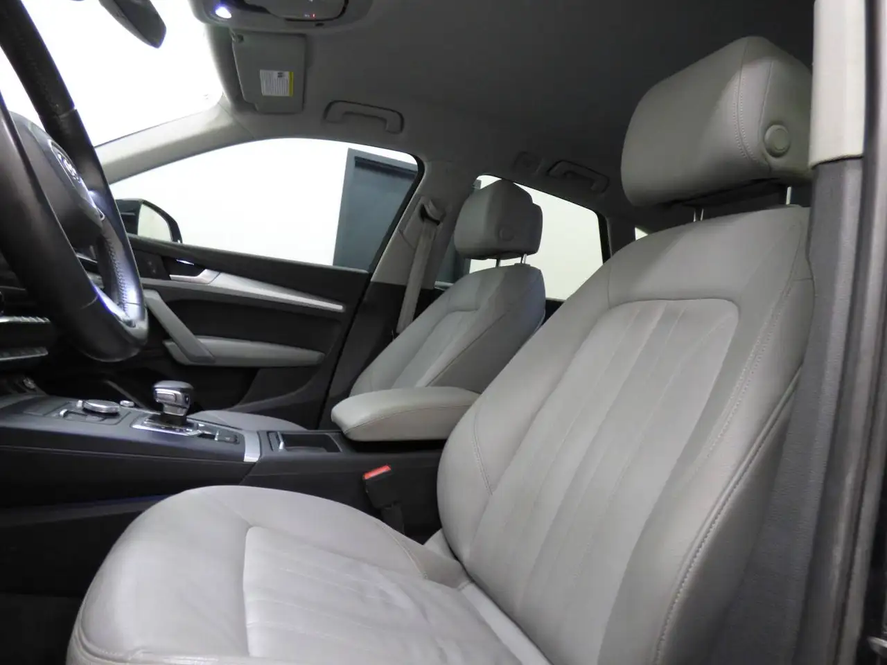 Audi Q5 снимка Audi Q5