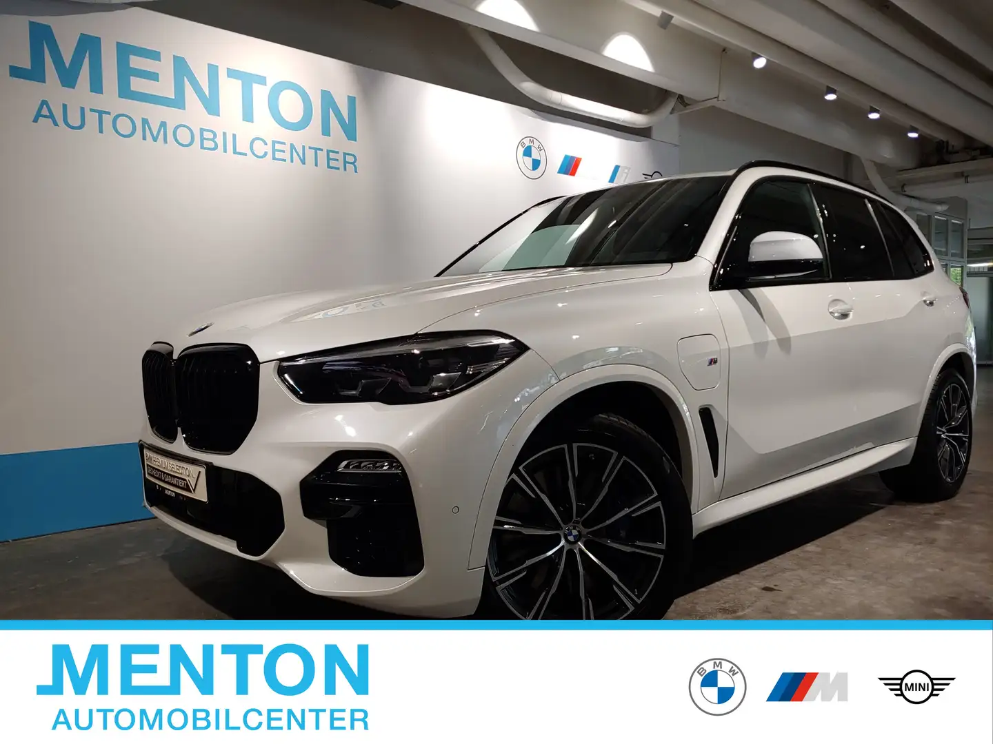 BMW X5 xDrive45e M Sport/Navi/LED/AHK/Panorama Weiß - 1