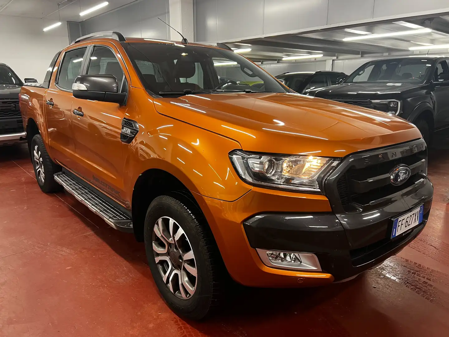 Ford Ranger 3.2 tdci double cab Wildtrak 200cv auto Roll-cover Orange - 1
