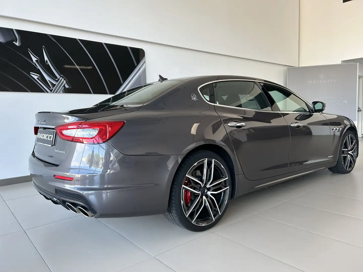 Maserati Quattroporte 3.0 V6 430 CV S Q4 Gransport - 2