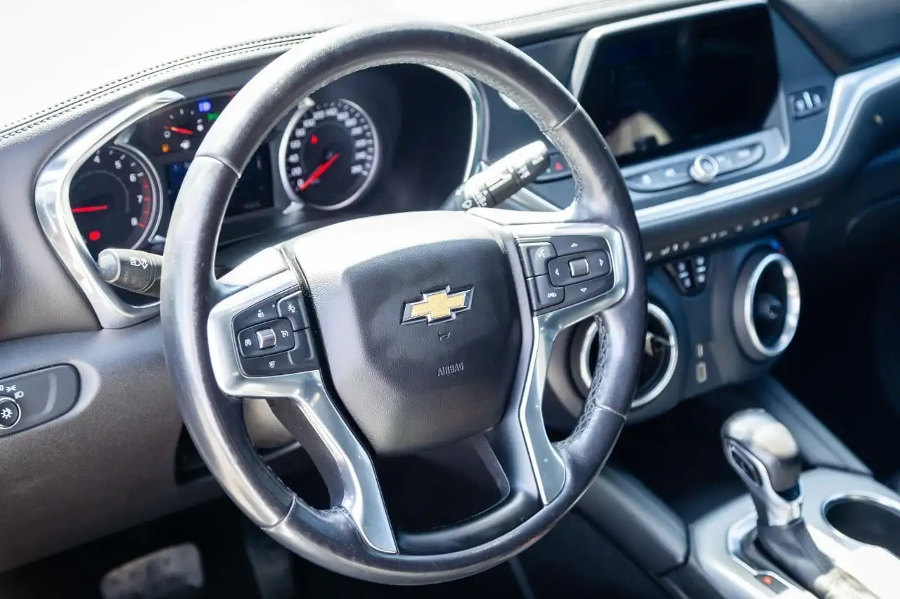 Chevrolet Blazer снимка Chevrolet Blazer