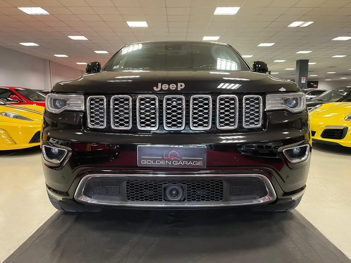 Jeep Grand Cherokee Grand Cherokee 3.0 V6 CRD 250 CV Multijet II Overl Noir - 2