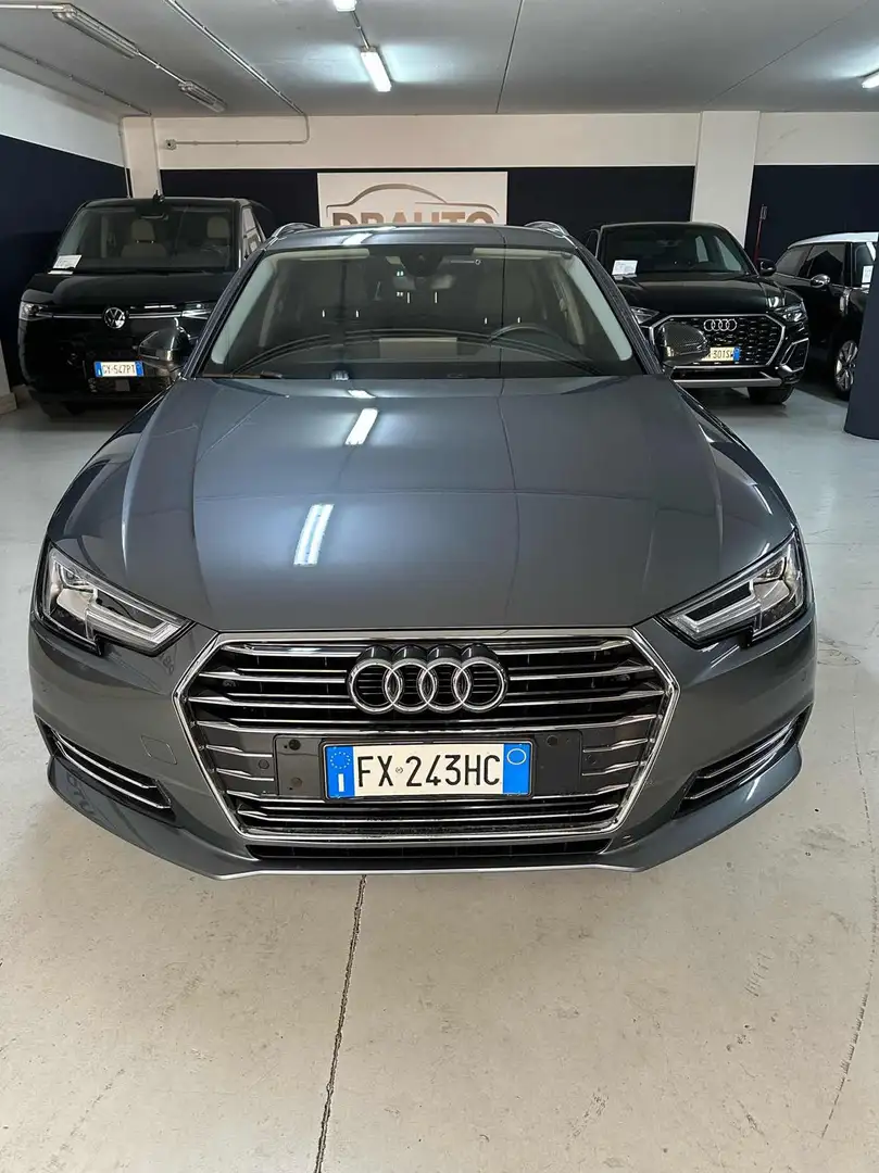 Audi A4 Avant 1.4 TFSI Sport Gris - 2