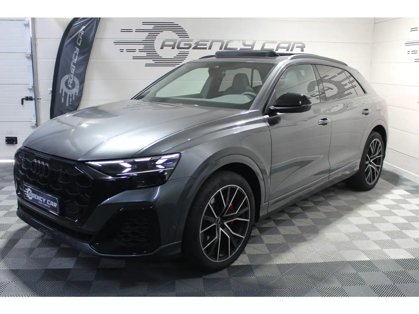 Audi Q8 Quattro 60 TFSIe 490 Tiptronic  S line TVA - Attel Gris - 2