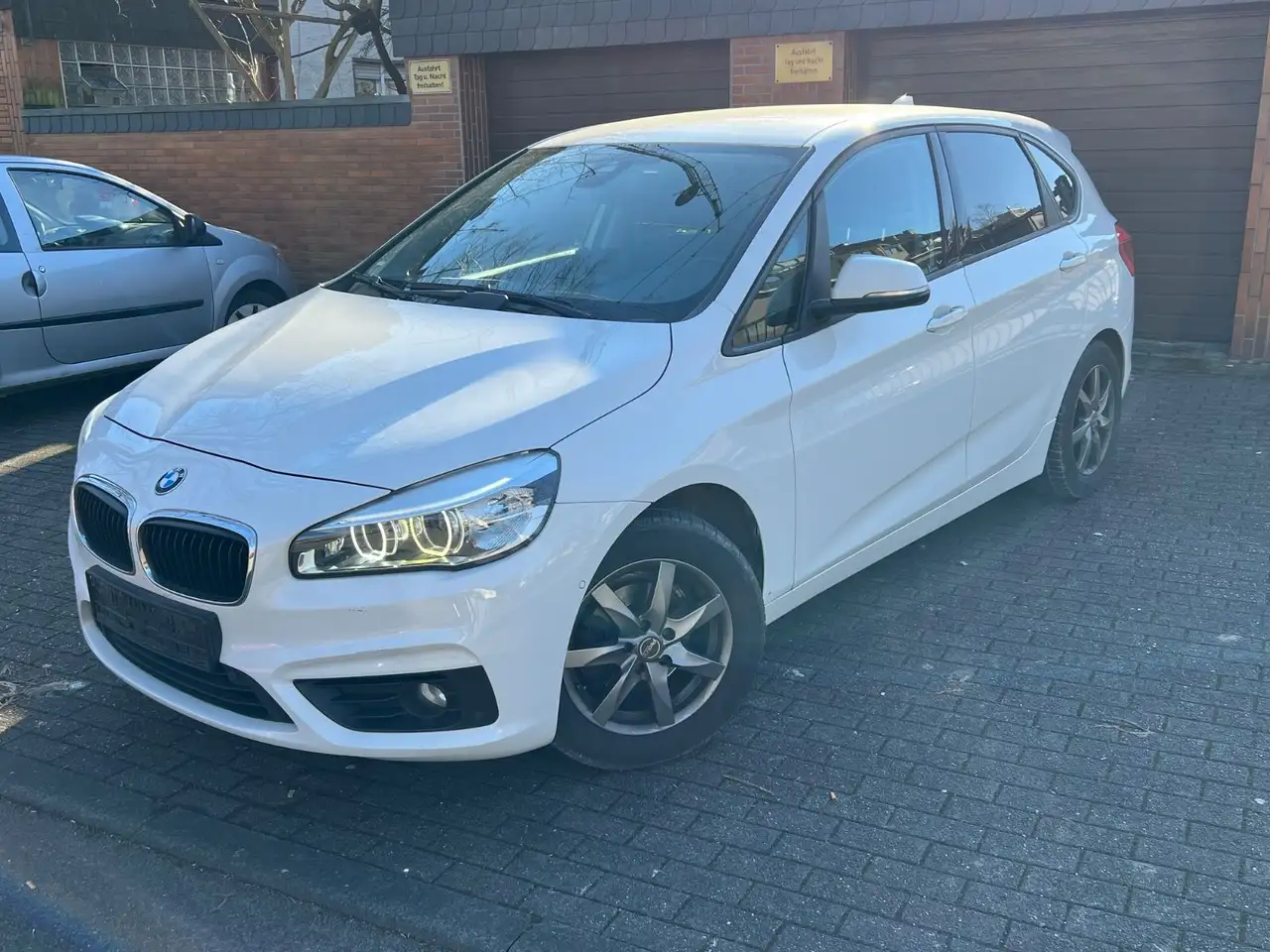 BMW 214
