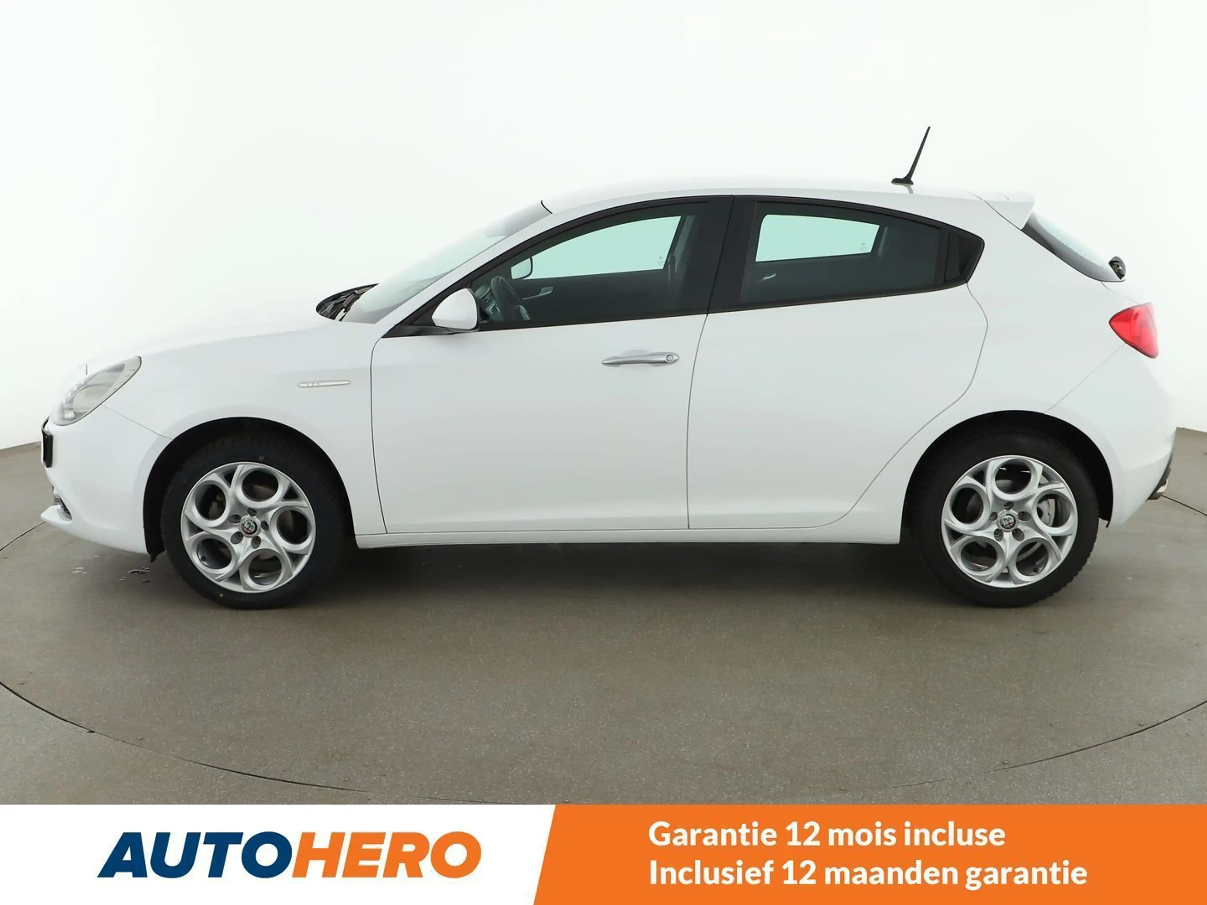 Alfa Romeo Giulietta 1.4 Turbo Super — photo 3