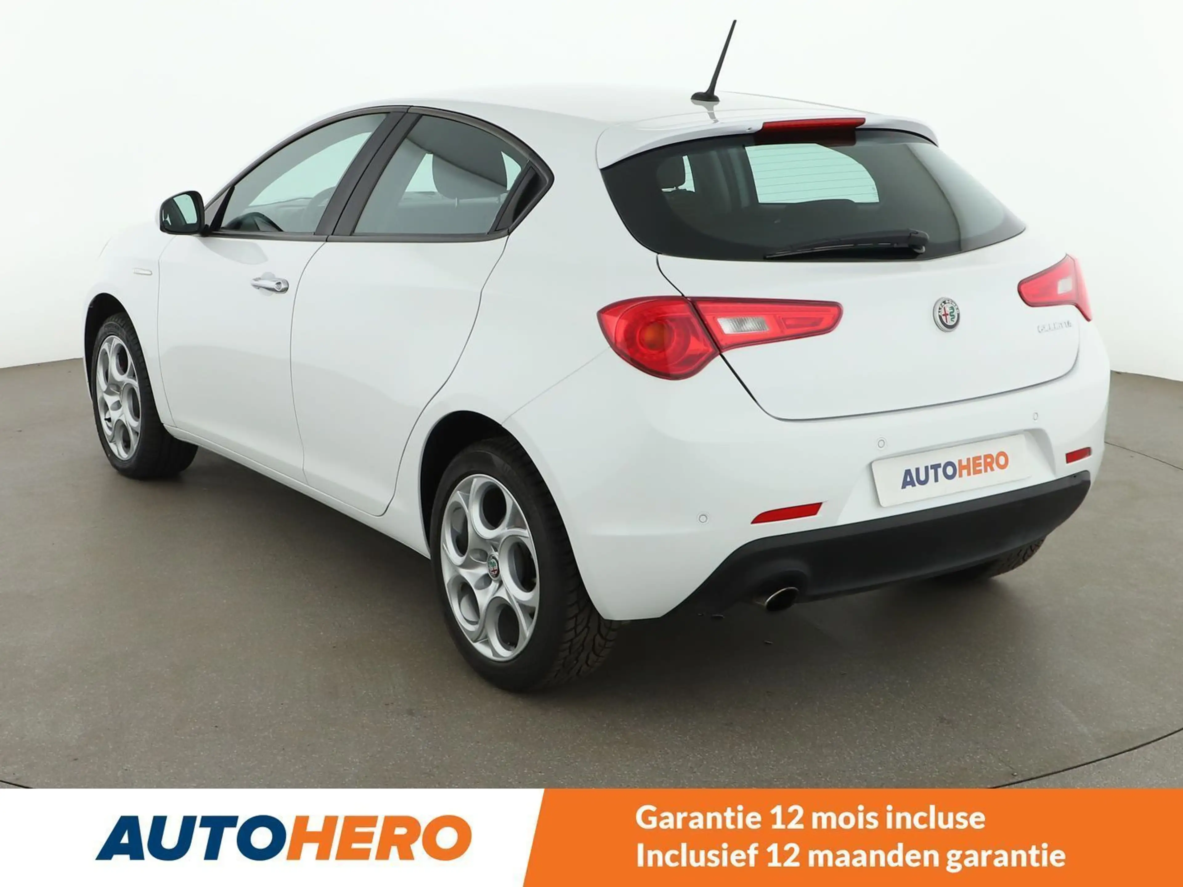 Alfa Romeo Giulietta 1.4 Turbo Super — photo 4