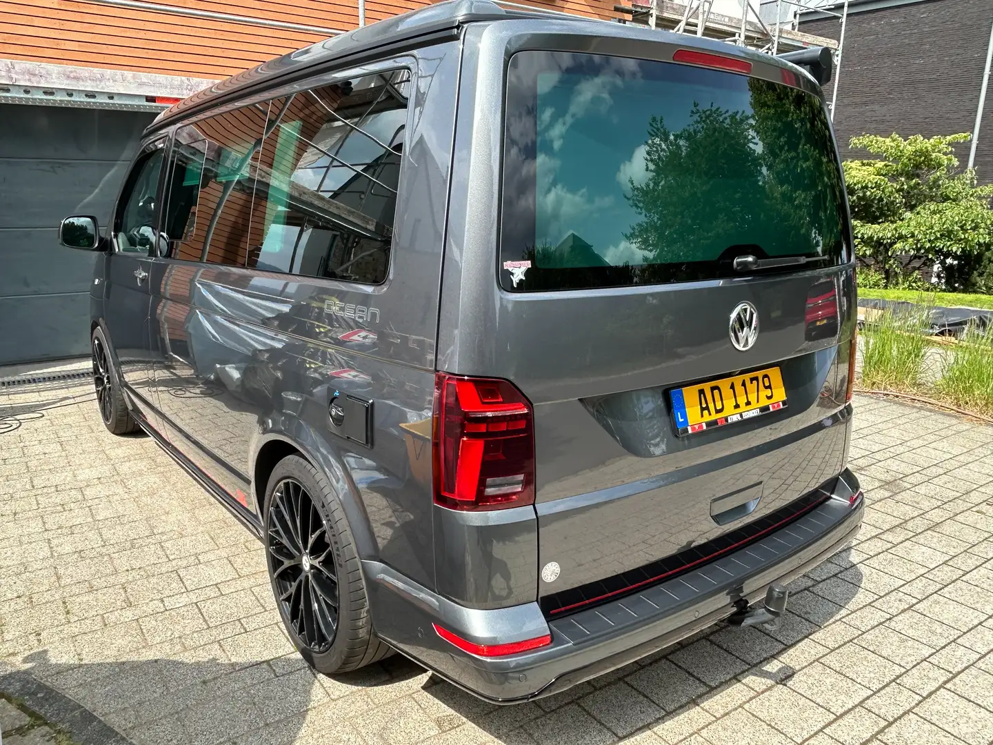 Volkswagen T6.1 California California T6.1 DSG 4MOTION Ocean Edition Gris - 2