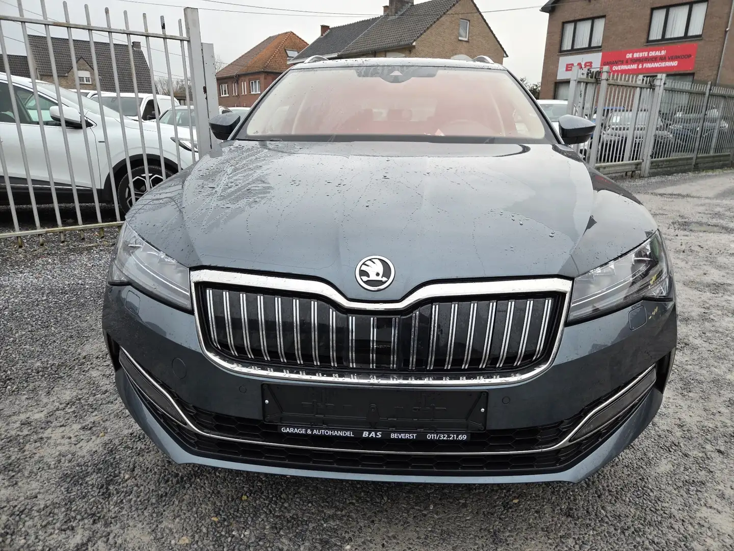 Skoda Superb 1.4TSI iV DSG☆PLUG IN HYBRID☆NAVI☆CARPLAY☆CAM☆FULL Gris - 2