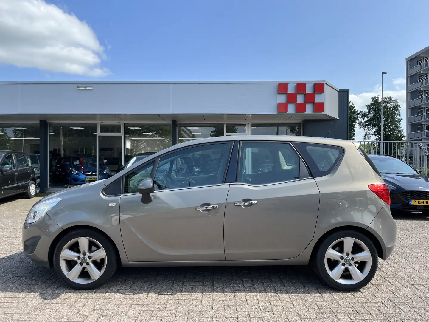 Opel Meriva 1.4 Turbo Edition Airco Lmv Cruise Pdc Nap Marrón - 2