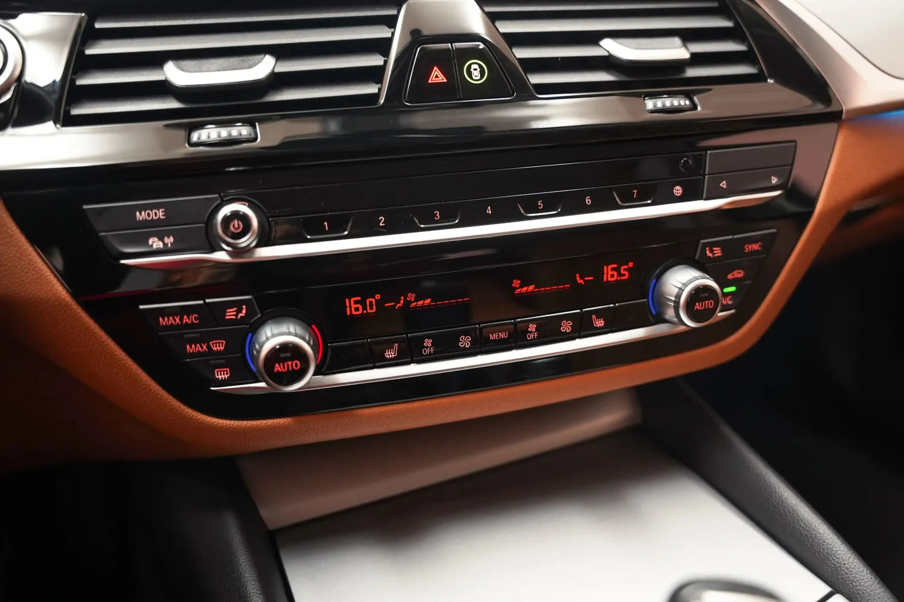 BMW 520 5-serie 520e Executive [ Leder Camera Apple/Androi — photo 11