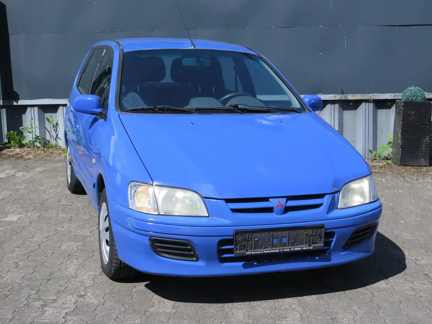 Mitsubishi Space Star 1.8 GDI Comfort Automatik TÜV NEU Bleu - 1