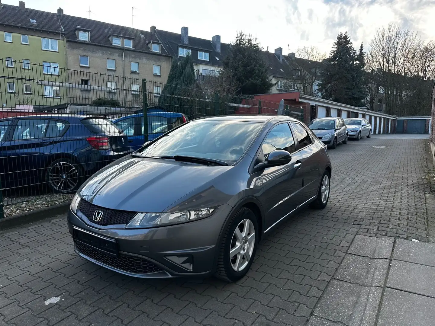 Honda Civic Lim. 5-trg. 1.4 Comfort TÜV NEU*CHECKHEFT - 1