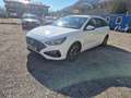 Hyundai i30 I-line Plus 1.6 crdi Weiß - thumbnail 1