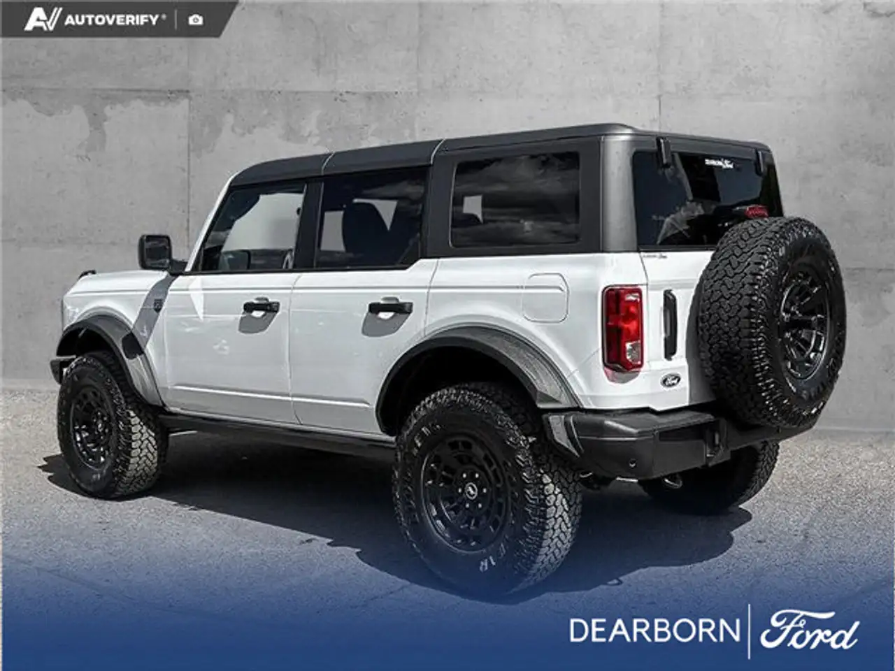 Ford Bronco photo Ford Bronco