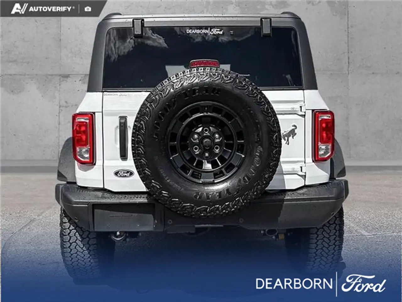 Ford Bronco photo Ford Bronco
