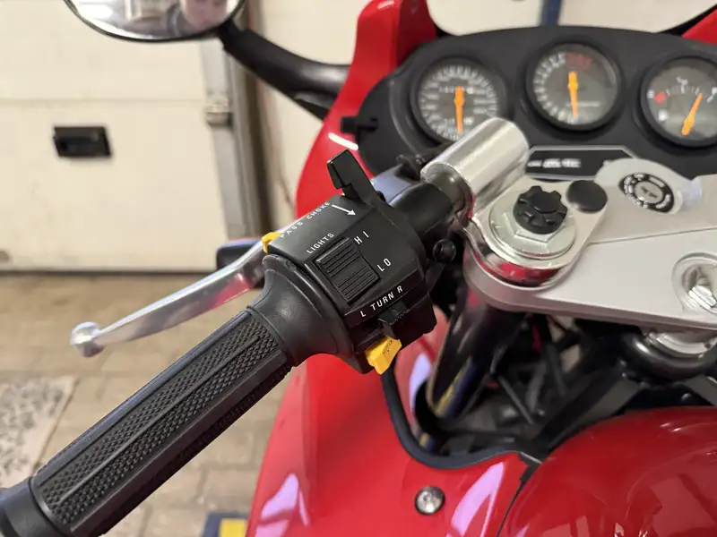 Suzuki GSX 600 - foto 7