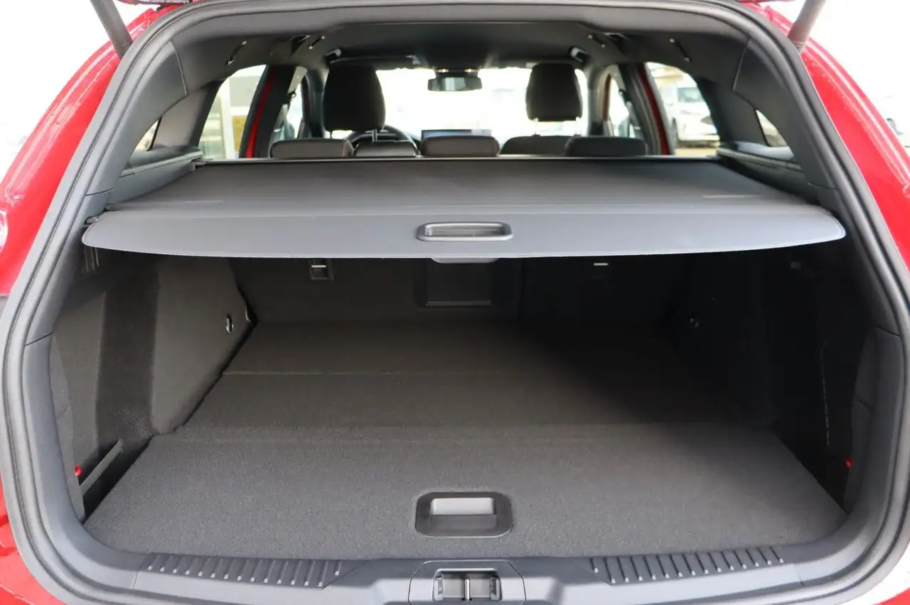 Ford Focus ST-Line X 1.0 B&O Matrix LED 4,99% FIN* 11