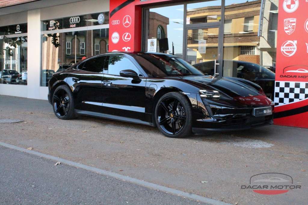 Porsche Taycan 4S - foto 1