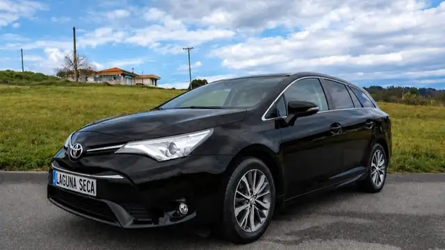 Toyota Avensis 150D Advance
