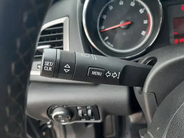 Opel Astra view 12